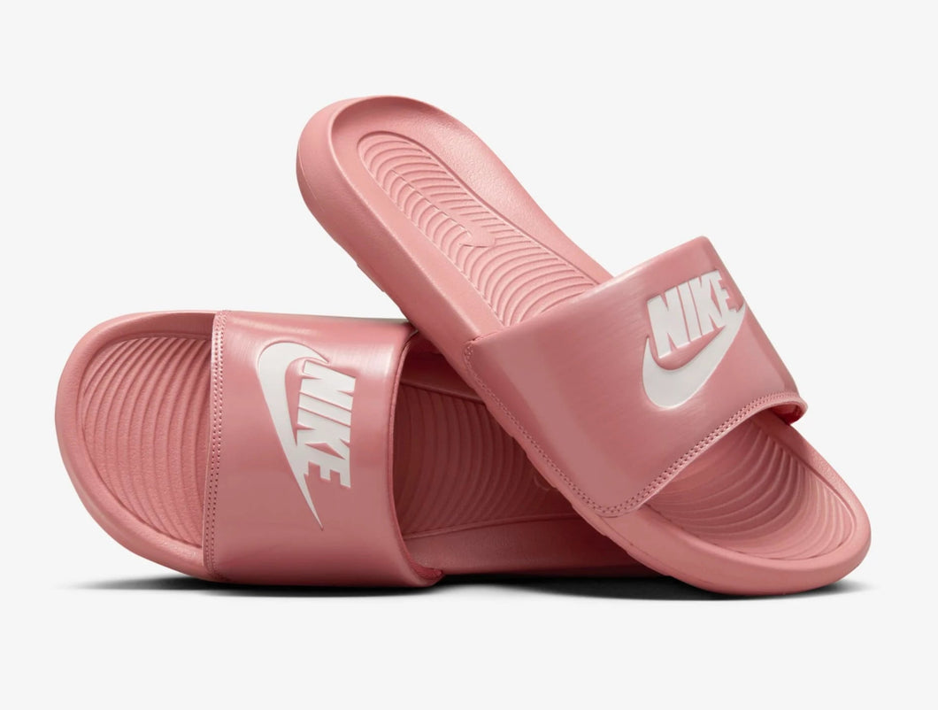 W NIKE VICTORI ONE '' CANYON PINK ''