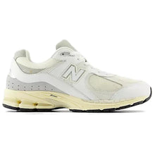 Cargar imagen en el visor de la galería, New Balance 2002R  &#39;White Grey Yellow&#39;
