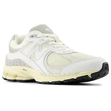 Cargar imagen en el visor de la galería, New Balance 2002R  &#39;White Grey Yellow&#39;
