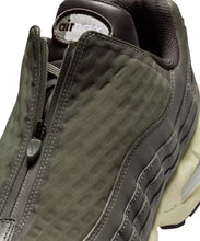 Cargar imagen en el visor de la galería, Nike Air Max 95 Big Bubble Zip “Medium Olive and Alabaster”
