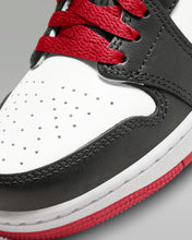 Cargar imagen en el visor de la galería, Jordan 1 Retro Low OG Black Toe (GS)
