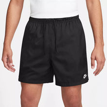 Cargar imagen en el visor de la galería, Men's Nike Club Woven 6" Flow Shorts
