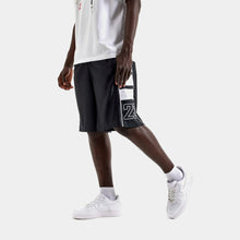 Cargar imagen en el visor de la galería, Air Jordan Brooklyn Cat Scratch Black Shorts
