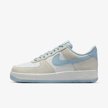 Cargar imagen en el visor de la galería, NIKE AIR FORCE 1 &#39;07 LV8
