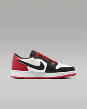 Cargar imagen en el visor de la galería, Jordan 1 Retro Low OG Black Toe (GS)
