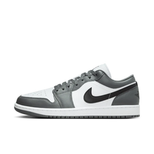 Cargar imagen en el visor de la galería, AIR JORDAN 1 LOW
