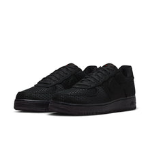 Cargar imagen en el visor de la galería, NIKE AIR FORCE 1 RETRO "VALENTINE'S DAY" BLACK IB6836-001
