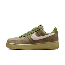 Cargar imagen en el visor de la galería, Nike Air Force 1 Low “Wheatgrass”
