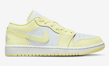 Cargar imagen en el visor de la galería, Jordan 1 Low Lemonade (Women's)
