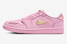 Cargar imagen en el visor de la galería, WMNS AIR JORDAN 1 LOW  “PERFECT PINK”
