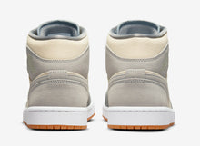 Cargar imagen en el visor de la galería, Jordan 1 Mid SE Coconut Milk Particle Grey
