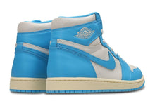 Cargar imagen en el visor de la galería, Air Jordan 1 Retro High OG &quot;UNC Reimagined&quot;
