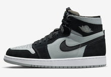 Cargar imagen en el visor de la galería, Air Jordan 1 Zoom CMFT “Light Smoke Grey”
