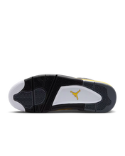 Cargar imagen en el visor de la galería, Air Jordan 4 Retro "Tour Yellow"
