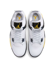 Cargar imagen en el visor de la galería, Air Jordan 4 Retro "Tour Yellow"

