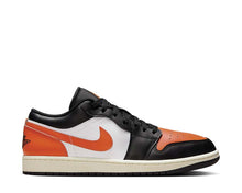 Cargar imagen en el visor de la galería, JORDAN 1 LOW &#39;&#39; SHATTERED BACKBOARD &#39;&#39;

