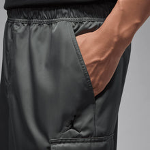 Cargar imagen en el visor de la galería, Jordan Brooklyn Short
