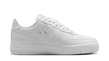 Cargar imagen en el visor de la galería, W NIKE AIR FORCE 1 LOW &#39;&#39; BUTTERFLY WHITE &#39;&#39;
