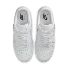 Cargar imagen en el visor de la galería, W NIKE AIR FORCE 1 LOW &#39;&#39; BUTTERFLY WHITE &#39;&#39;
