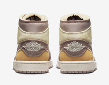 Cargar imagen en el visor de la galería, Air Jordan 1 Mid SE Craft Taupe Haze
