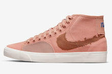 Cargar imagen en el visor de la galería, NIKE SB BLAZER COURT MID PREMIUM
