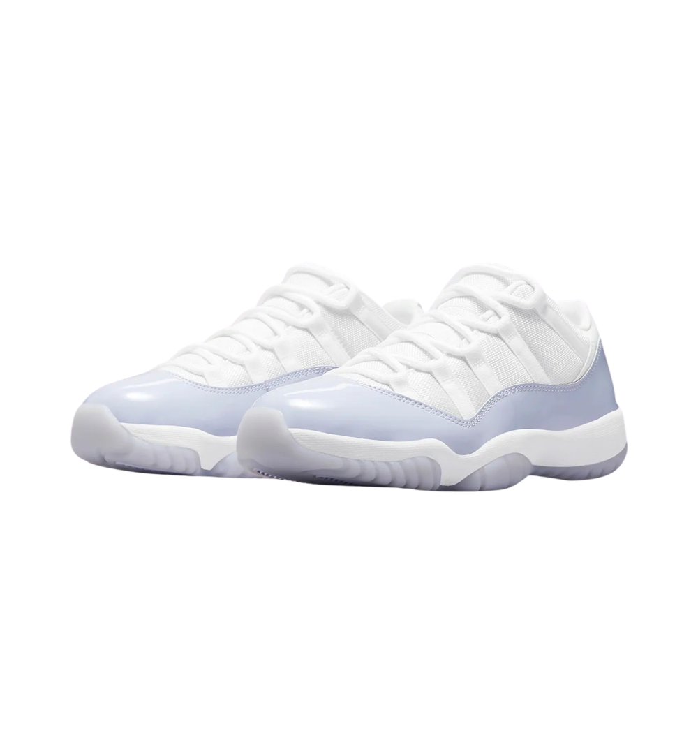 AIR JORDAN 11 LOW 