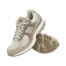 Cargar imagen en el visor de la galería, New Balance 2002R Driftwood
