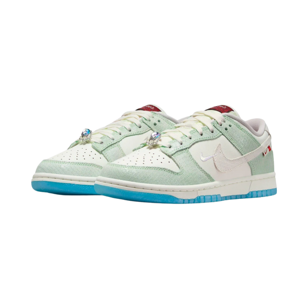 WMNS Nike Dunk Low LX “Just Do It”