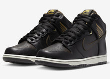 Cargar imagen en el visor de la galería, PAWNSHOP X DUNK HIGH SB 'OLD SOUL' SPECIAL BOX
