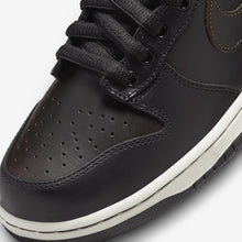 Cargar imagen en el visor de la galería, PAWNSHOP X DUNK HIGH SB 'OLD SOUL' SPECIAL BOX
