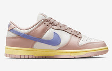 Cargar imagen en el visor de la galería, Nike Dunk Low Pink Oxford
