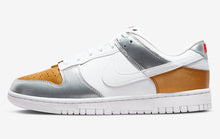 Cargar imagen en el visor de la galería, Nike Dunk Low Heirloom
