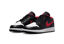 Cargar imagen en el visor de la galería, Jordan 1 Low White Toe
