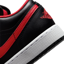 Cargar imagen en el visor de la galería, Jordan 1 Low White Toe
