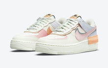 Cargar imagen en el visor de la galería, Nike Air Force 1 Low Shadow Sail Pink Glaze

