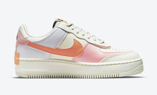 Cargar imagen en el visor de la galería, Nike Air Force 1 Low Shadow Sail Pink Glaze
