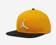 Cargar imagen en el visor de la galería, Jordan Pro Jumpman Snapback Hat
