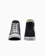 Cargar imagen en el visor de la galería, Chuck Taylor All Star
