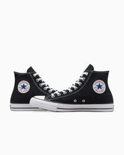 Cargar imagen en el visor de la galería, Chuck Taylor All Star
