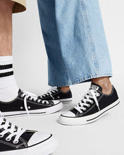 Cargar imagen en el visor de la galería, Chuck Taylor All Star
