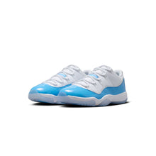 Cargar imagen en el visor de la galería, Air Jordan 11 Retro Low "University Blue" GS
