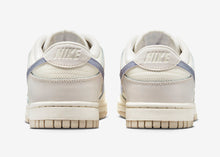 Cargar imagen en el visor de la galería, Nike Dunk Low Essential

