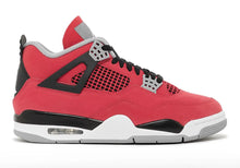 Cargar imagen en el visor de la galería, Jordan 4 Retro Toro Bravo
