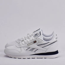 Cargar imagen en el visor de la galería, REEBOK CLASSIC LEATHER - NAVY
