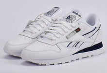 Cargar imagen en el visor de la galería, REEBOK CLASSIC LEATHER - NAVY
