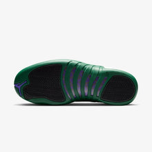 Cargar imagen en el visor de la galería, Air Jordan 12 Summit White and Gorge Green
