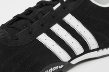 Cargar imagen en el visor de la galería, adidas Originals Adiracer Lo
