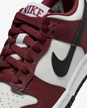 Cargar imagen en el visor de la galería, Nike Dunk Low GS
