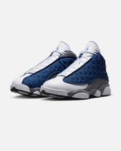 Cargar imagen en el visor de la galería, JORDAN AJ 13 RETRO - NAVY/ UNIVERSITY BLUE/ FLINT GREY/ WHITE
