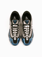 Cargar imagen en el visor de la galería, NEW BALANCE M1000 &#39;&#39; METALLIC BLUE &#39;&#39;
